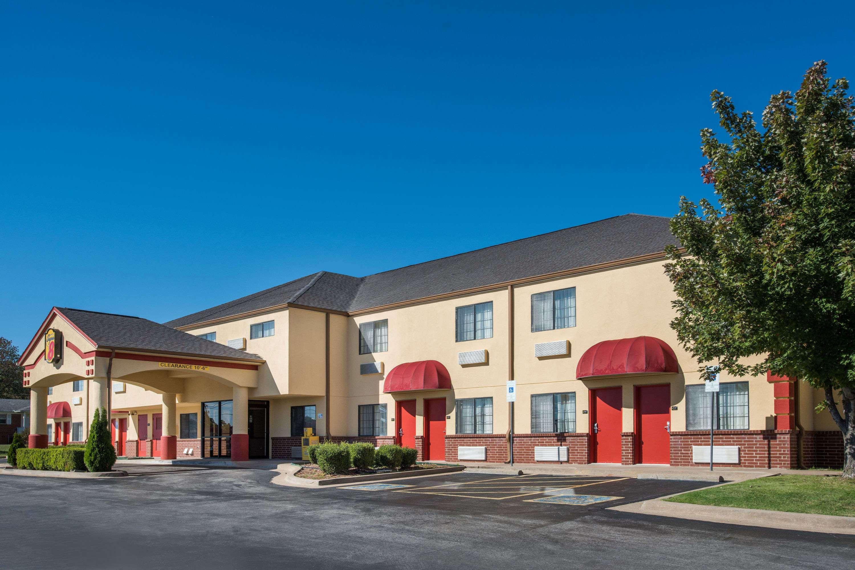 Super 8 By Wyndham Claremore Ok Eksteriør bilde